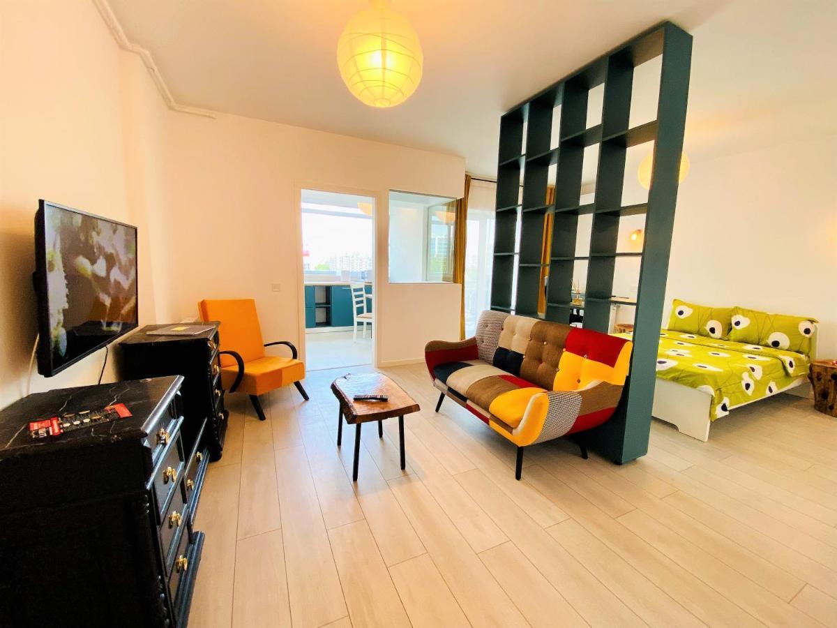 Plaza View Studio Букурещ Екстериор снимка
