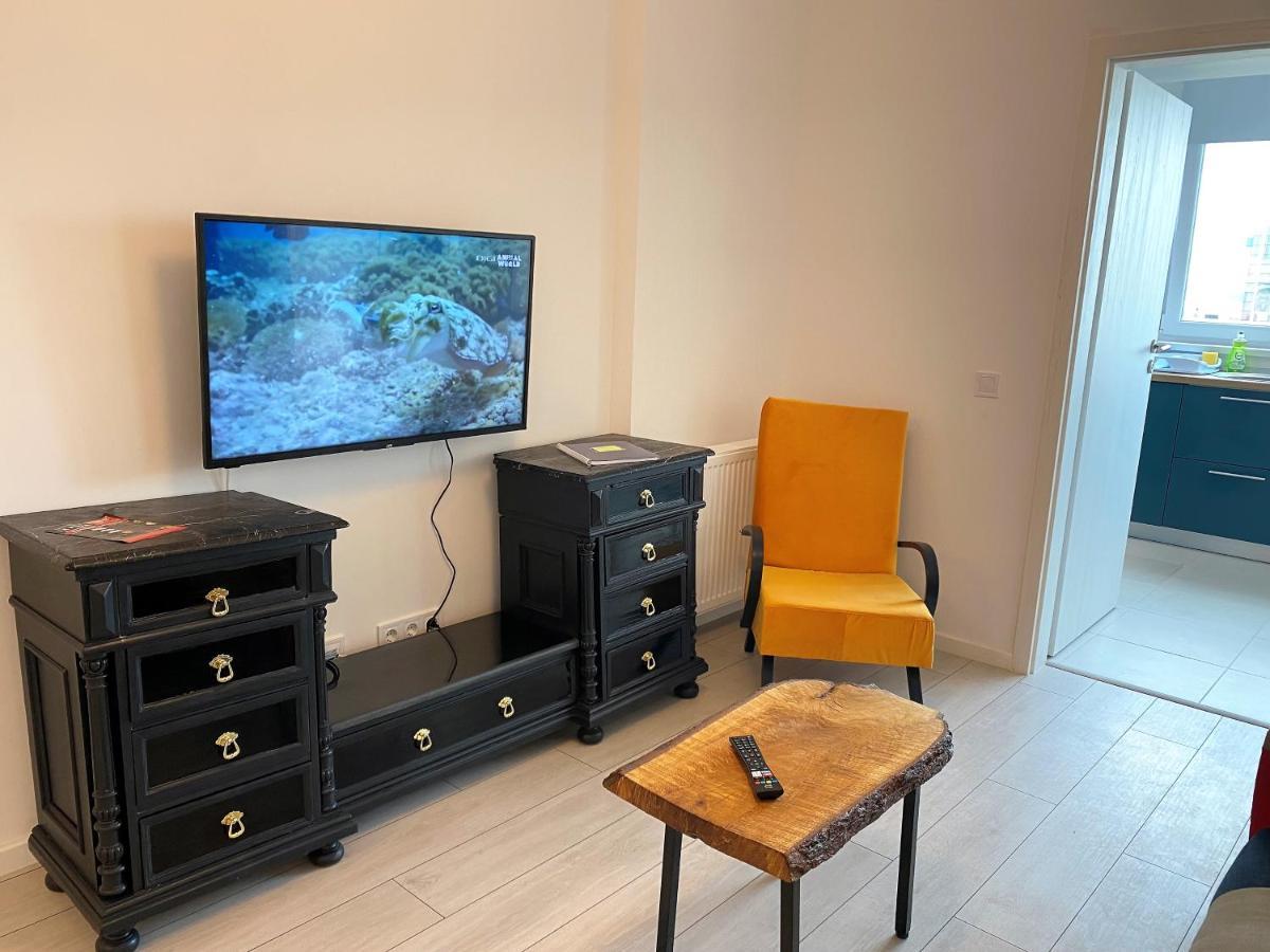 Plaza View Studio Букурещ Екстериор снимка